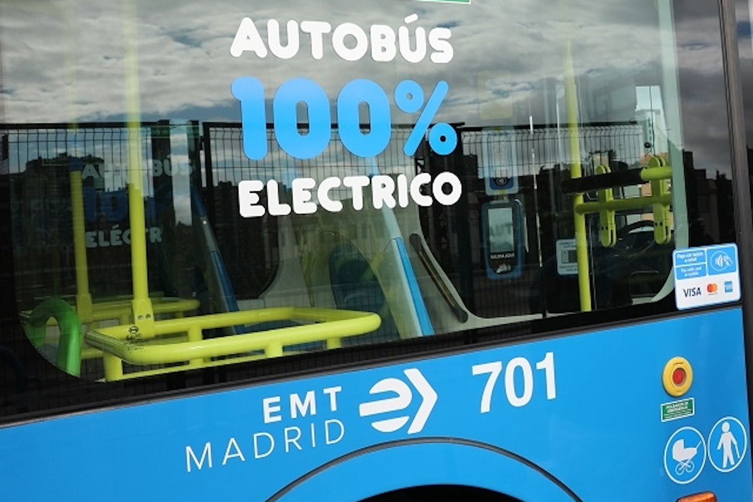 Las inversiones se destinarán, en otras acciones, a la adquisición de autobuses eléctricos (Imagen de archivo)